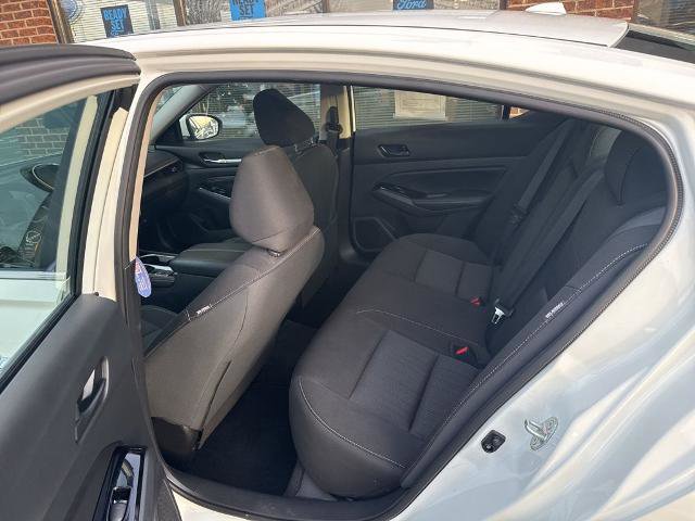 Used 2023 Nissan Altima 2.5 SV w/ SV Premium Package image 6