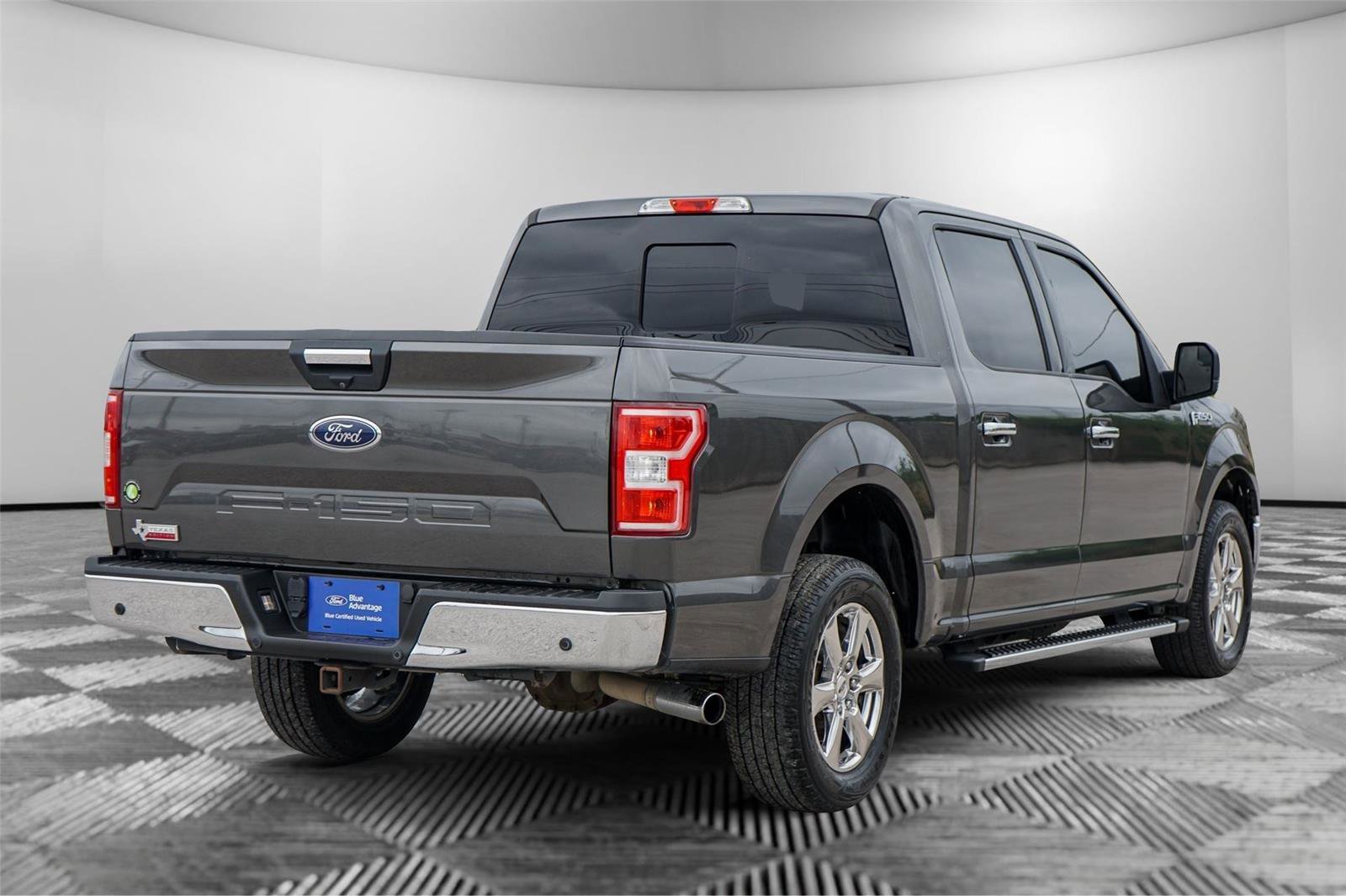 Certified 2018 Ford F150 XLT w/ Equipment Group 302A Luxury RWD image 5