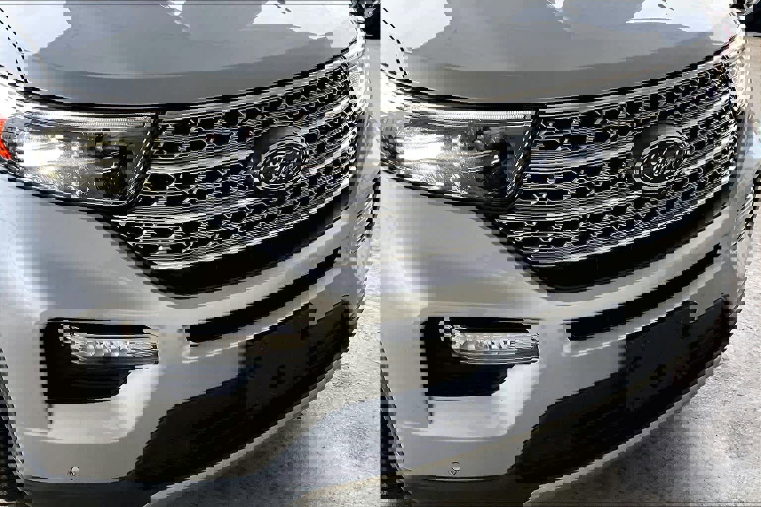 Certified 2021 Ford Explorer Limited w/ Equipment Group 301A image 29