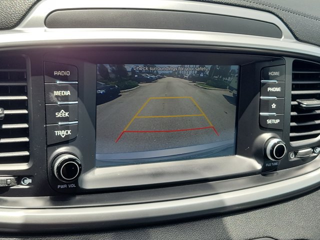 Used 2019 Kia Sorento L FWD image 32