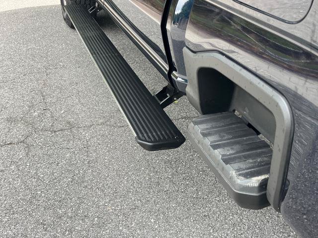 Certified 2025 Ford F250 Lariat w/ Lariat Ultimate Package AWD/4WD image 20