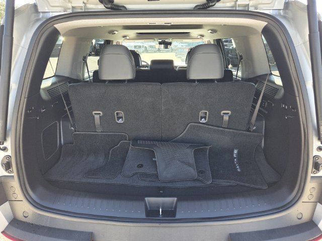 Used 2024 Hyundai Santa Fe Limited FWD image 17