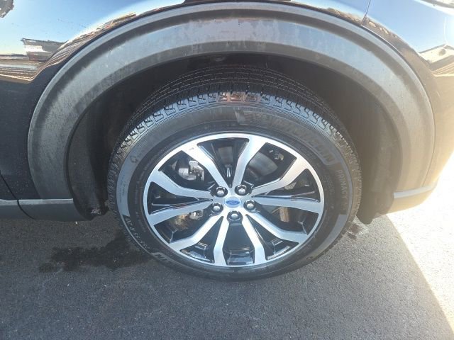 Certified 2025 Ford Explorer ST-Line image 3