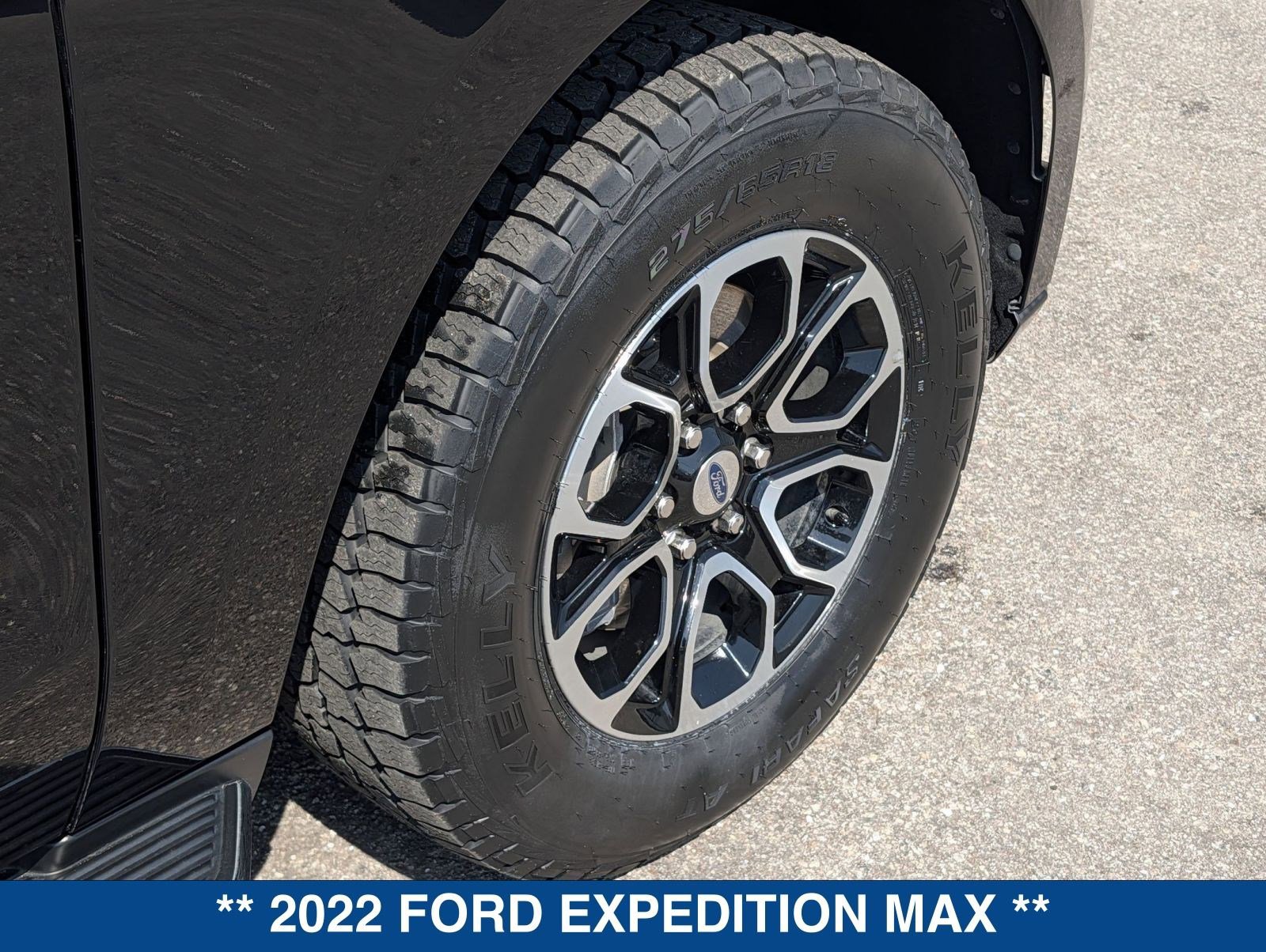 Certified 2022 Ford Expedition Max XLT image 12