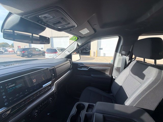 Used 2026 Chevrolet Silverado 1500 LT w/ All Star Edition Plus AWD/4WD image 35