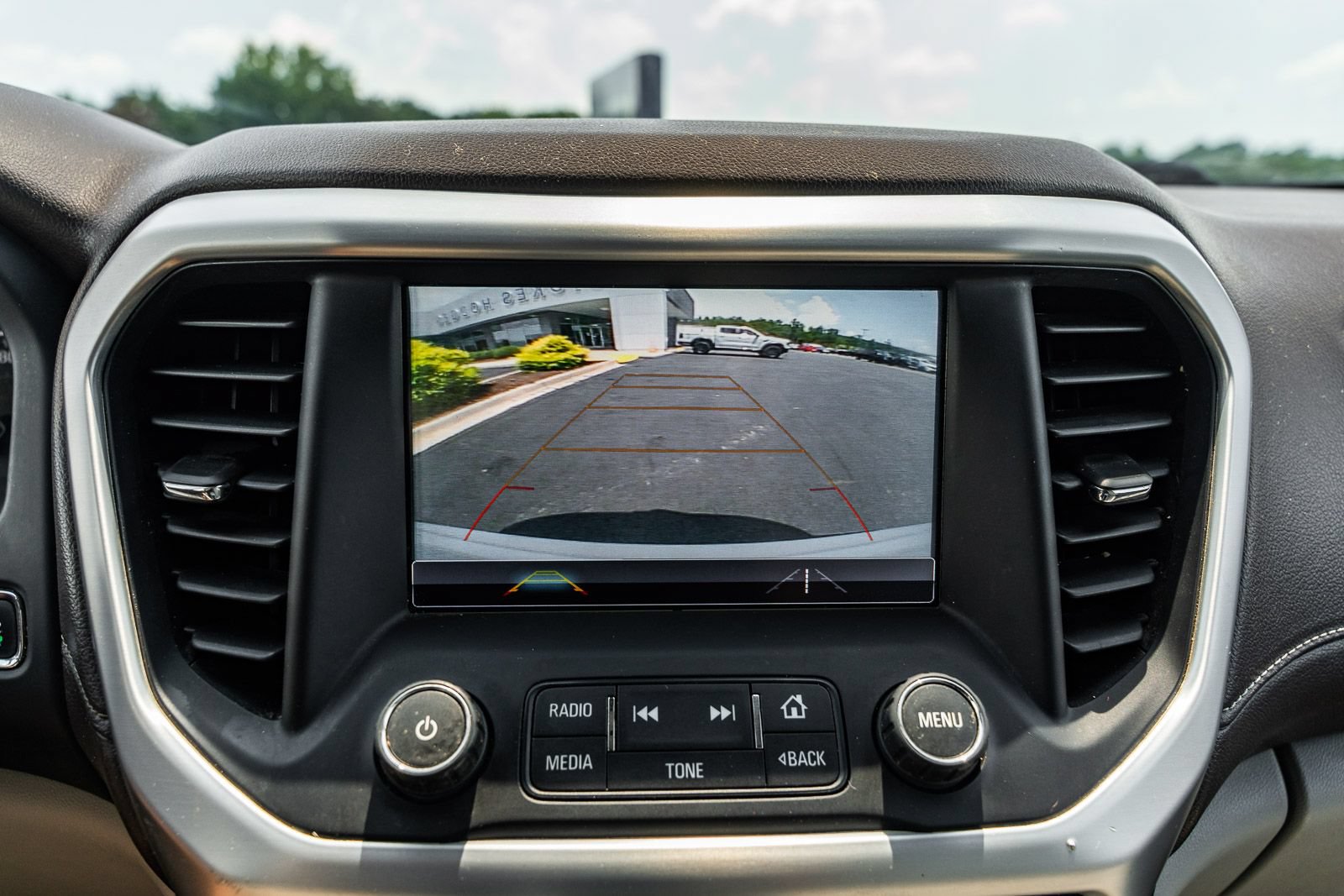 Used 2018 GMC Acadia SLT FWD image 33