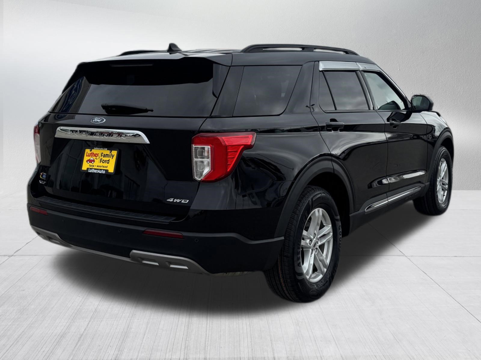 Certified 2022 Ford Explorer XLT AWD/4WD image 5