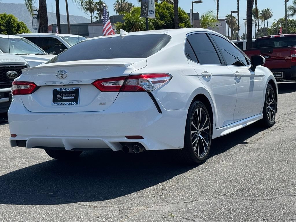 Used 2020 Toyota Camry SE FWD image 12