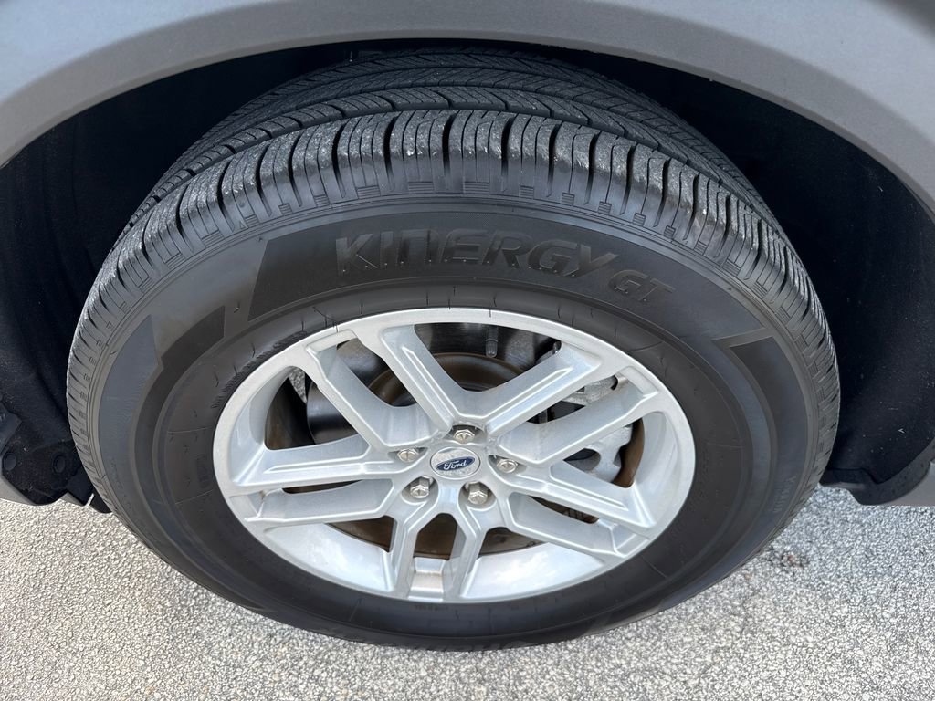 Certified 2025 Ford Explorer Active w/ Active Comfort Package image 12