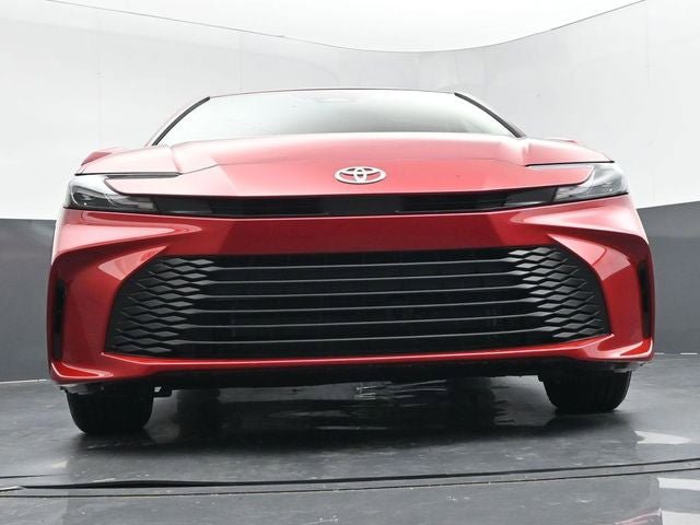 Used 2025 Toyota Camry LE FWD image 34