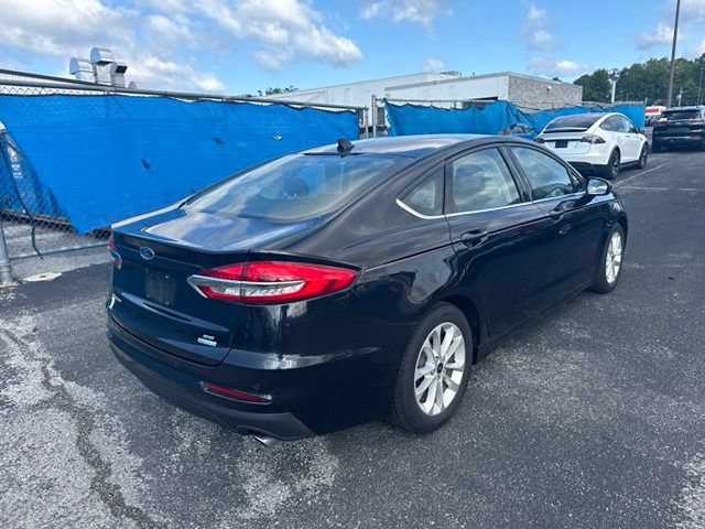 Certified 2020 Ford Fusion SE FWD image 6