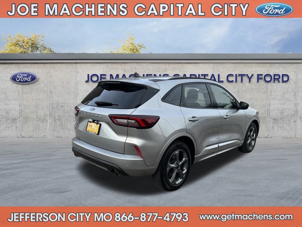 Certified 2023 Ford Escape ST-Line w/ Tech Pack #1 image 5