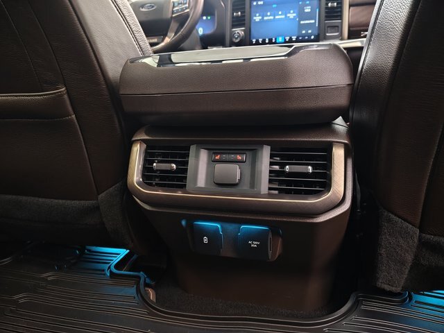 Certified 2025 Ford F150 King Ranch AWD/4WD image 40