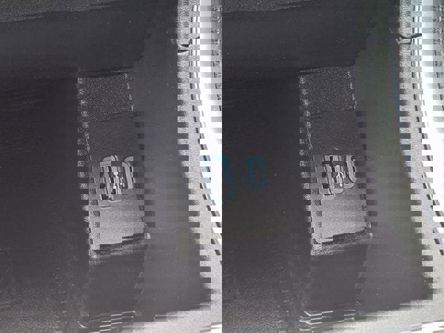 Certified 2024 Ford Edge ST w/ Equipment Group 401A image 17