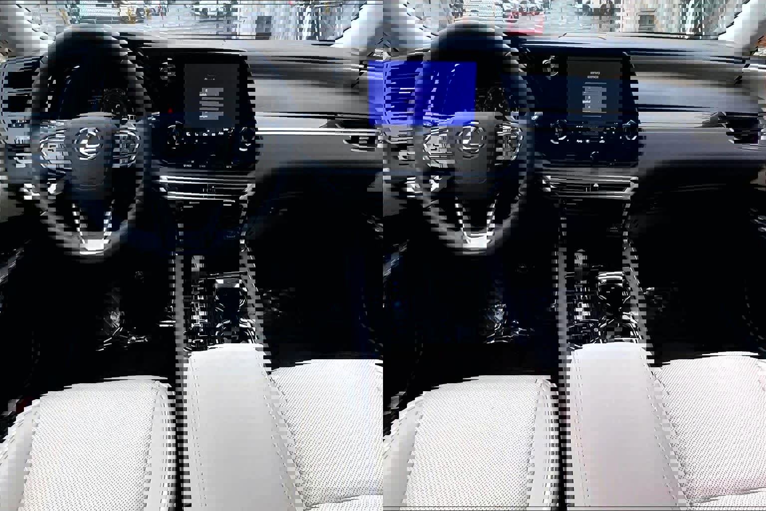 Used 2024 Lexus RX 350 FWD image 14