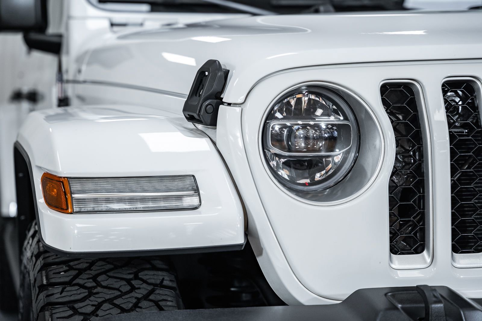 Used 2021 Jeep Wrangler Unlimited Sahara 4xe w/ Cold Weather Group image 15