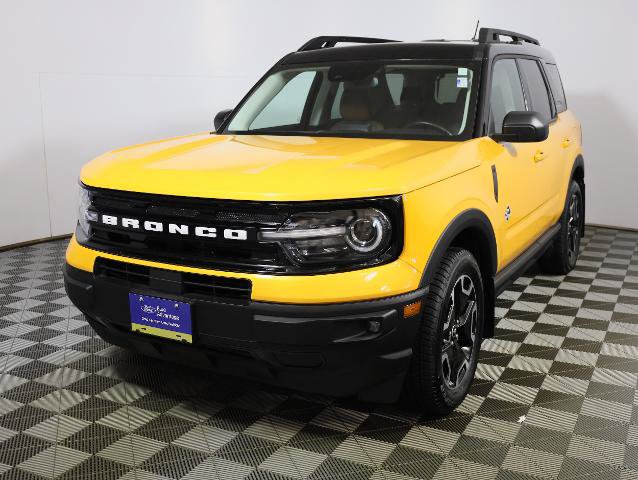 Certified 2023 Ford Bronco Sport Outer Banks w/ Tech Package AWD/4WD image 3