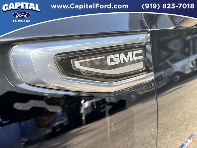 Used 2023 GMC Yukon AT4 w/ AT4 Premium Plus Package image 13