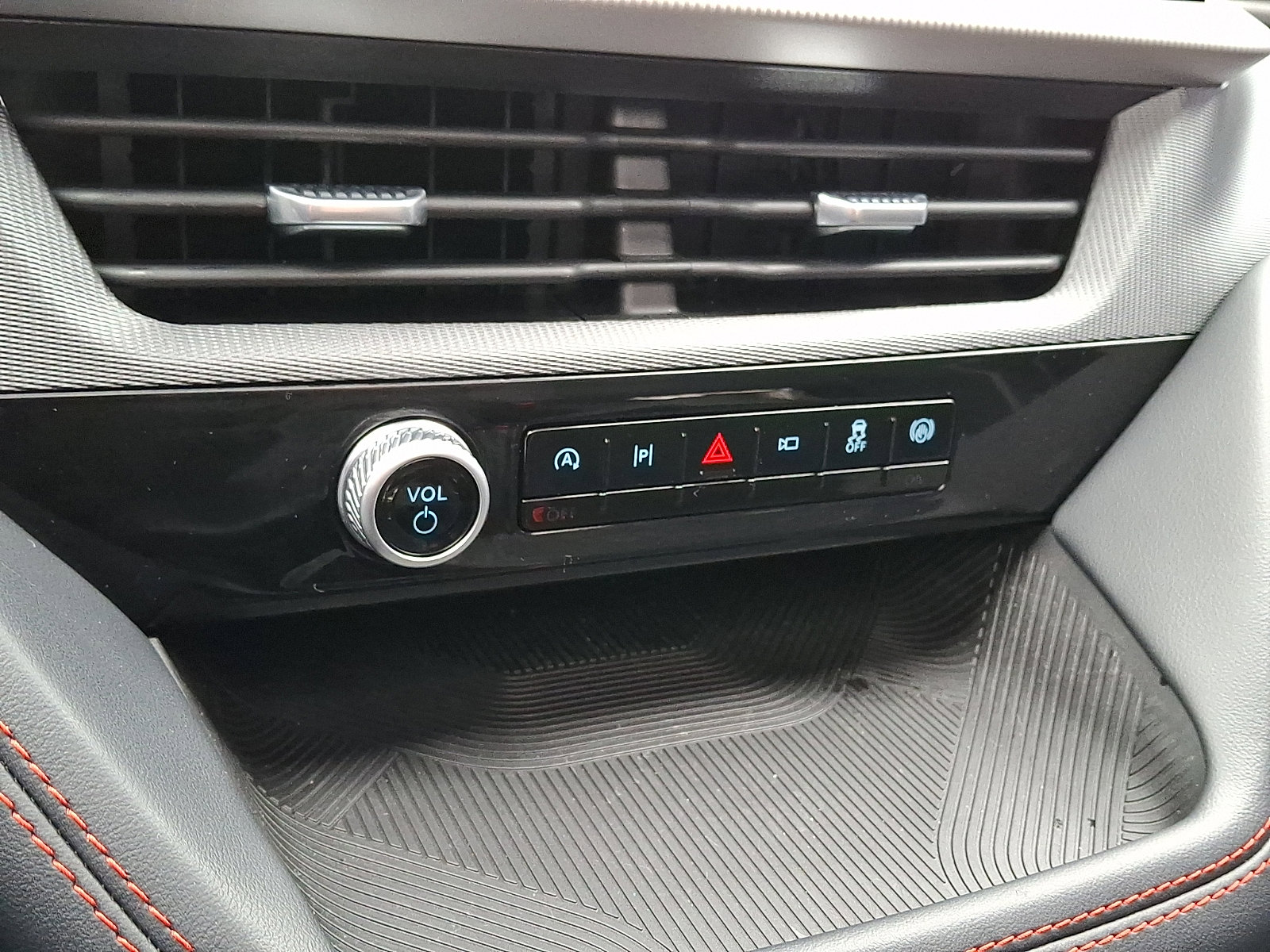 Certified 2026 Ford Explorer ST w/ Sun And Sound Package image 20