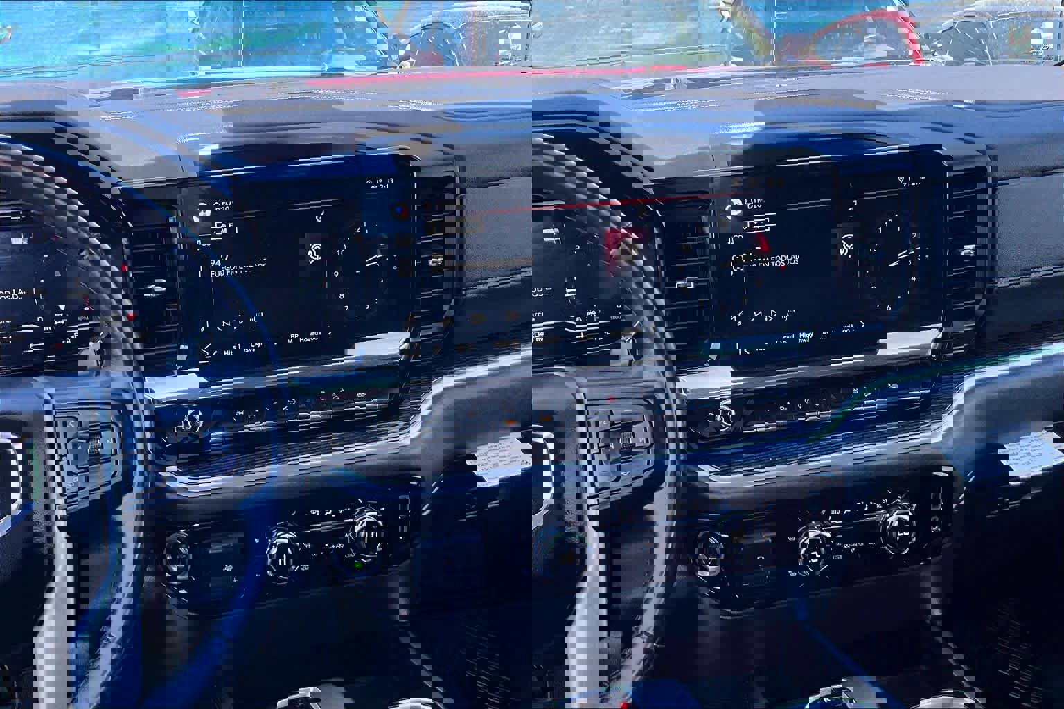 Used 2022 GMC Sierra 1500 Elevation w/ Elevation Premium Package AWD/4WD image 7