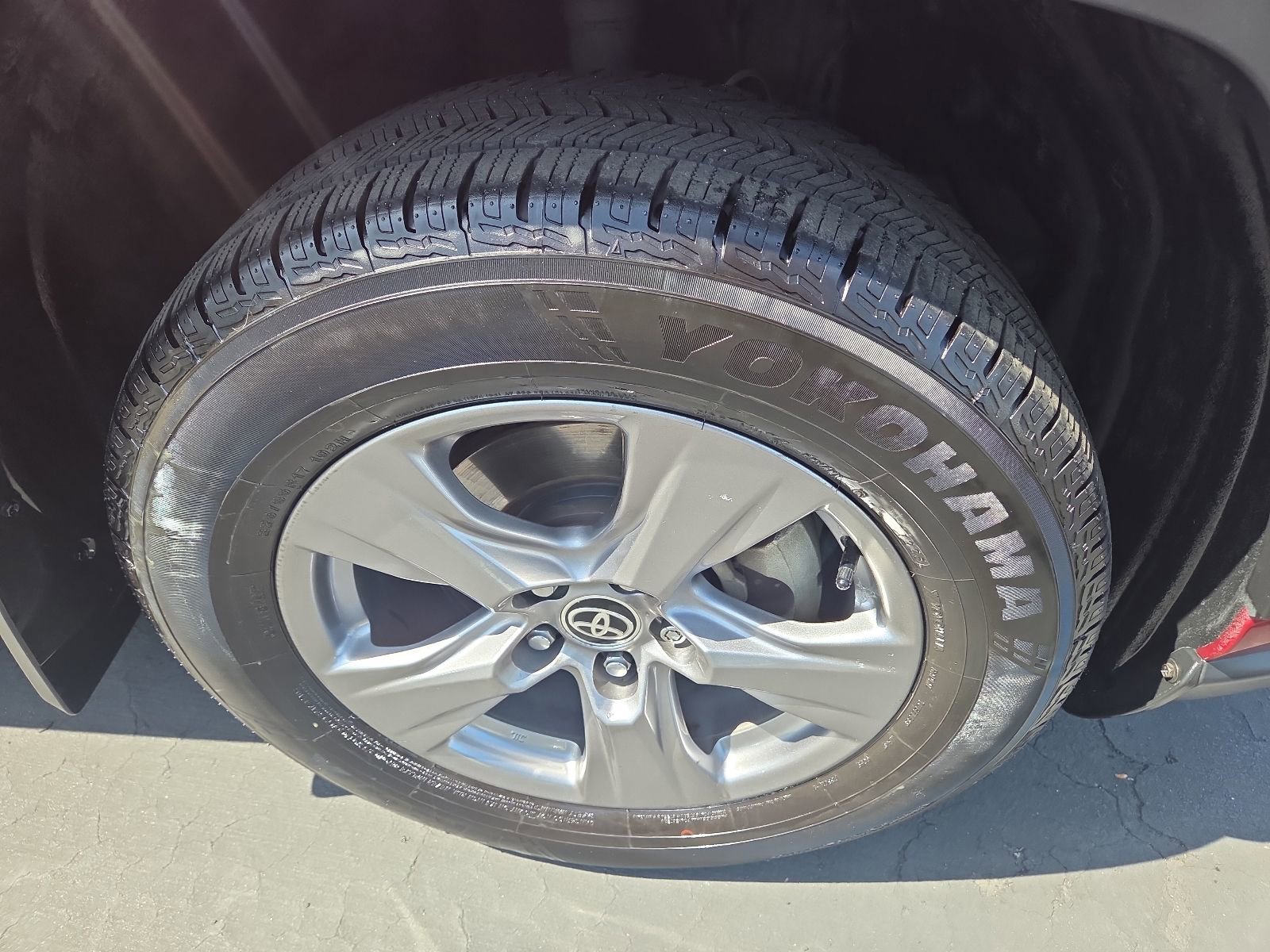 Used 2024 Toyota RAV4 XLE w/ Convenience Package AWD/4WD image 2