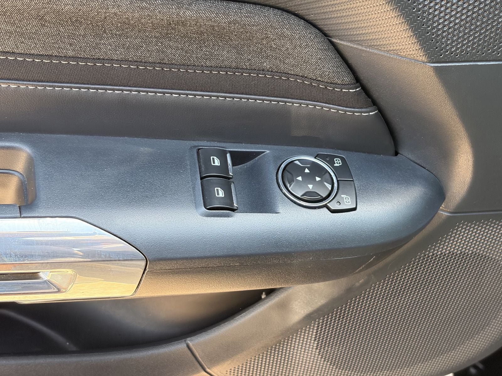 Certified 2024 Ford Mustang Coupe RWD image 17