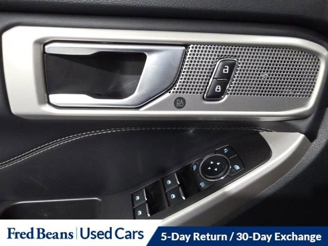 Certified 2024 Ford Explorer XLT w/ Equipment Group 202A image 15