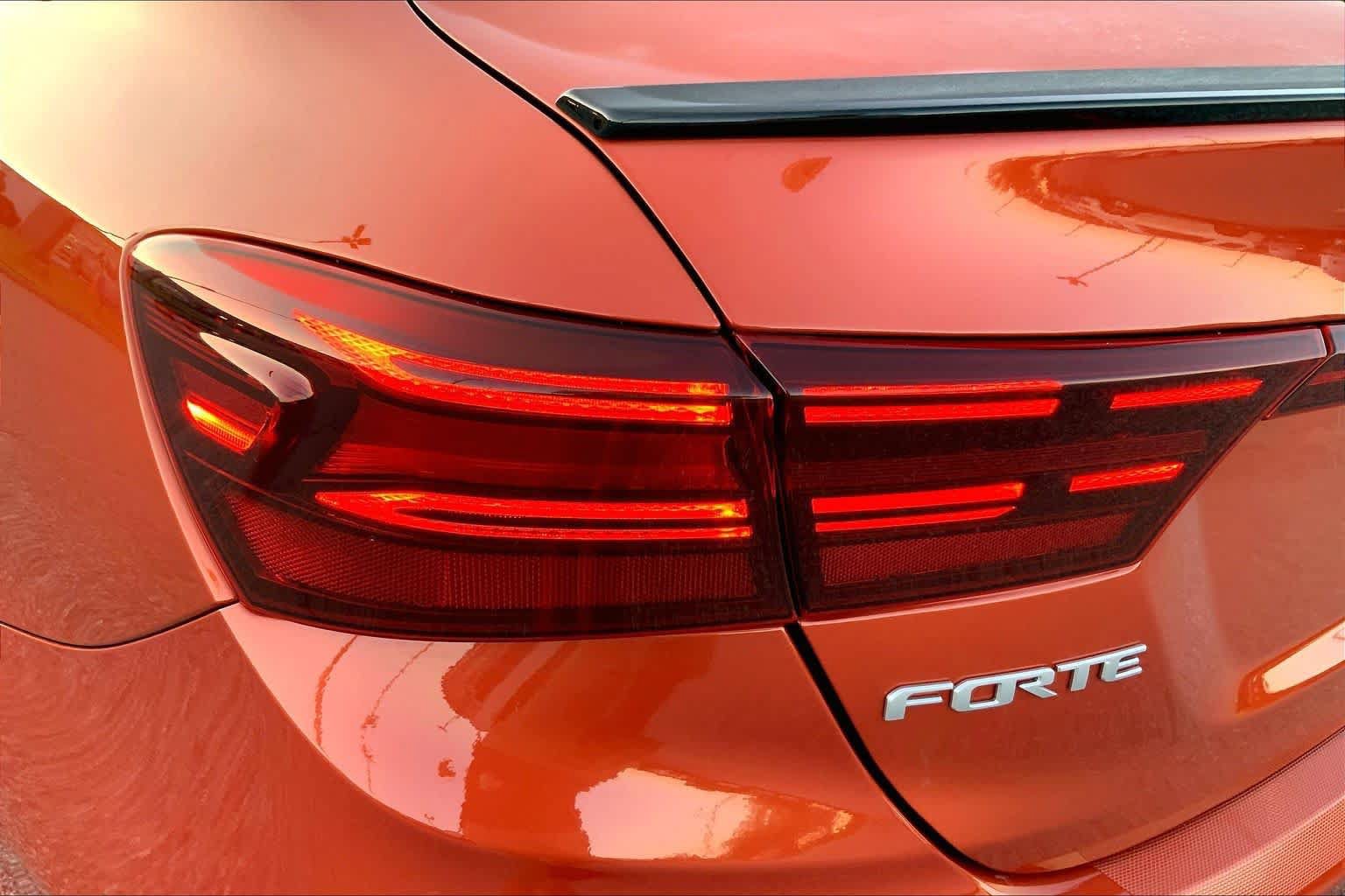 Used 2023 Kia Forte GT-Line w/ GT-Line Premium Package FWD image 27