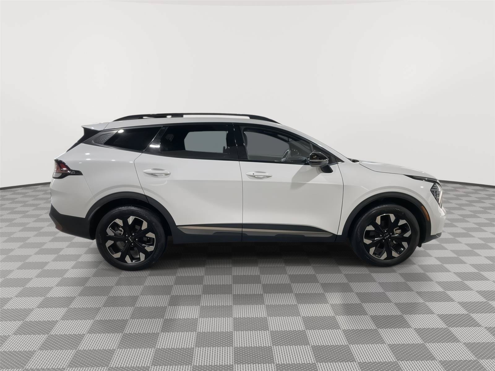 Used 2024 Kia Sportage X-Line w/ X-Line Premium Package AWD/4WD image 6