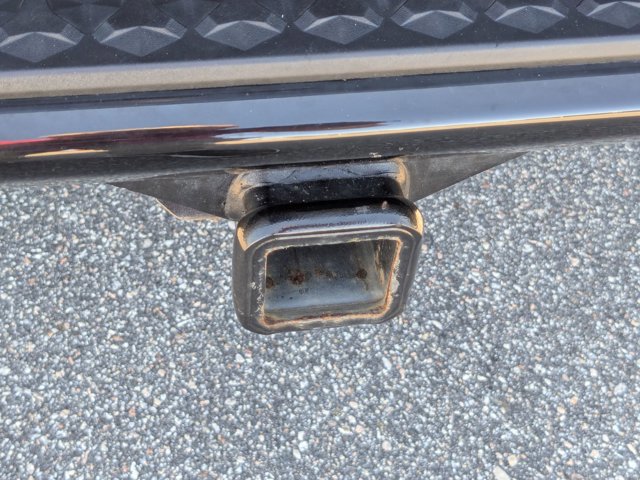 Used 2024 Chevrolet Colorado Trail Boss w/ Technology Package image 34