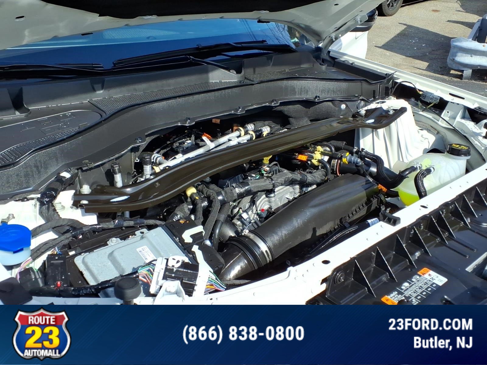 Certified 2025 Ford Explorer ST-Line w/ Premium Package AWD/4WD image 26