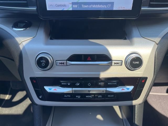 Certified 2023 Ford Explorer XLT w/ Equipment Group 202A AWD/4WD image 53