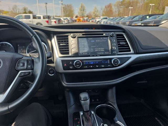 Used 2019 Toyota Highlander SE AWD/4WD image 31