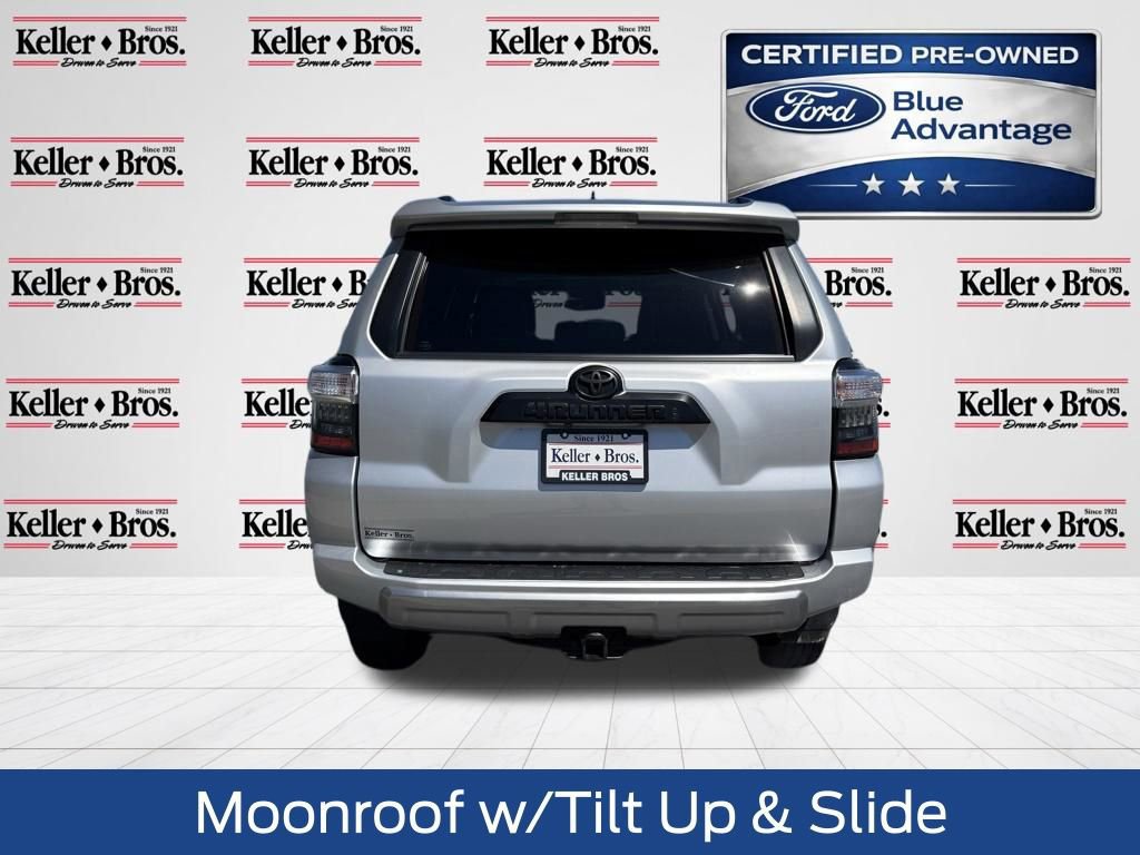 Used 2021 Toyota 4Runner TRD Off-Road Premium w/ Moonroof Package AWD/4WD image 4