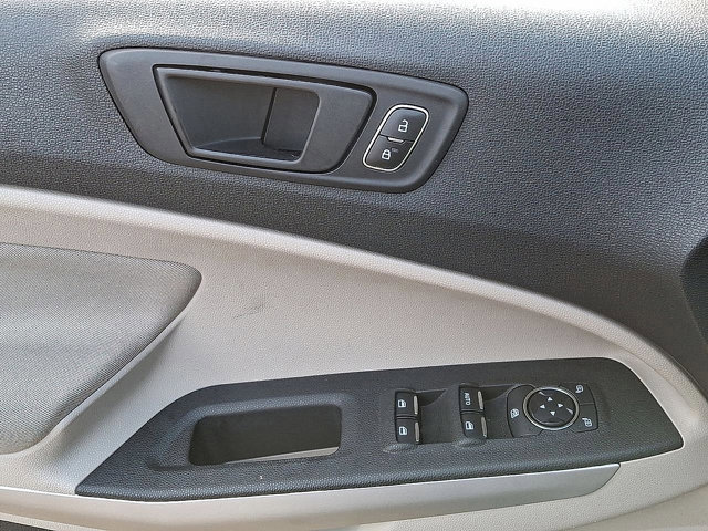 Certified 2018 Ford EcoSport S AWD/4WD image 15