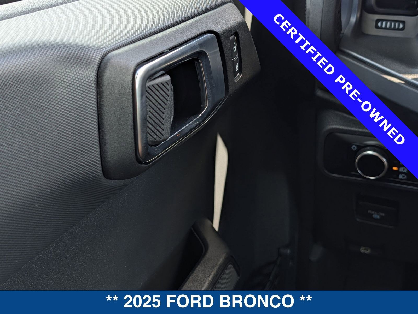 Certified 2025 Ford Bronco Big Bend AWD/4WD image 35