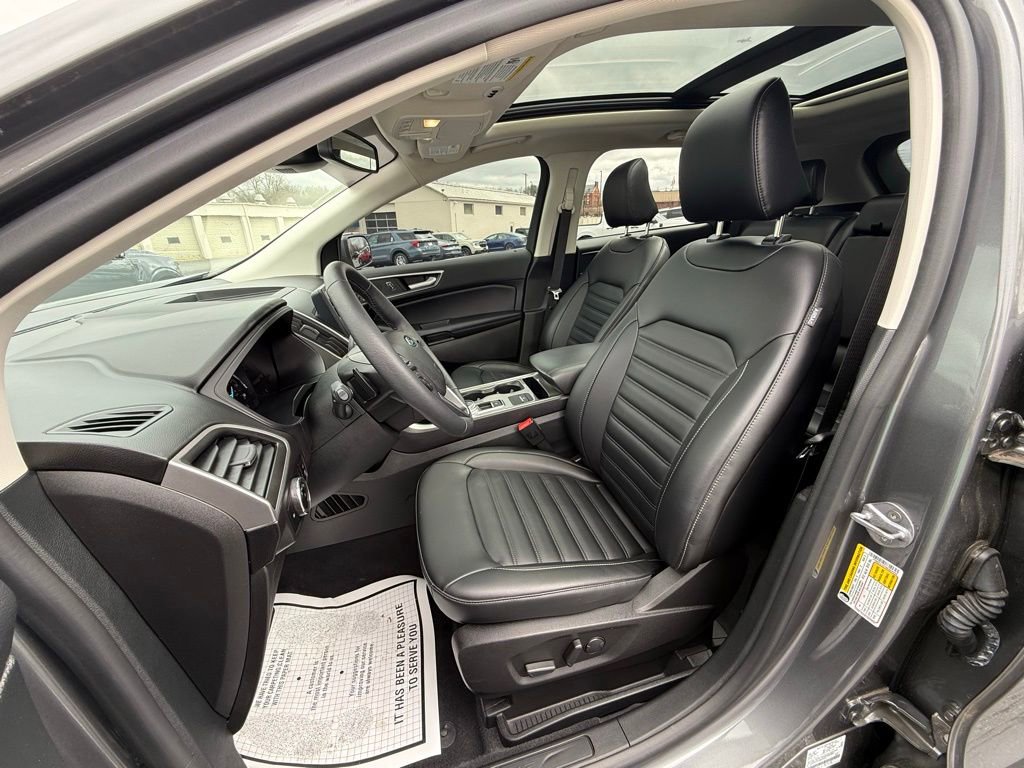 Certified 2024 Ford Edge SEL w/ Convenience Package AWD/4WD image 15