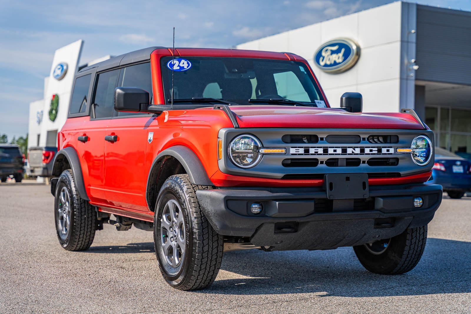 Certified 2024 Ford Bronco Big Bend image 1