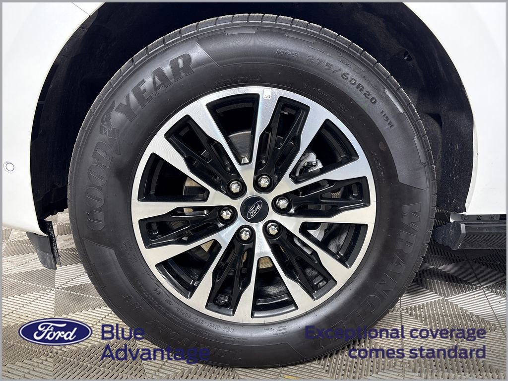 Certified 2025 Ford Expedition Platinum AWD/4WD image 13