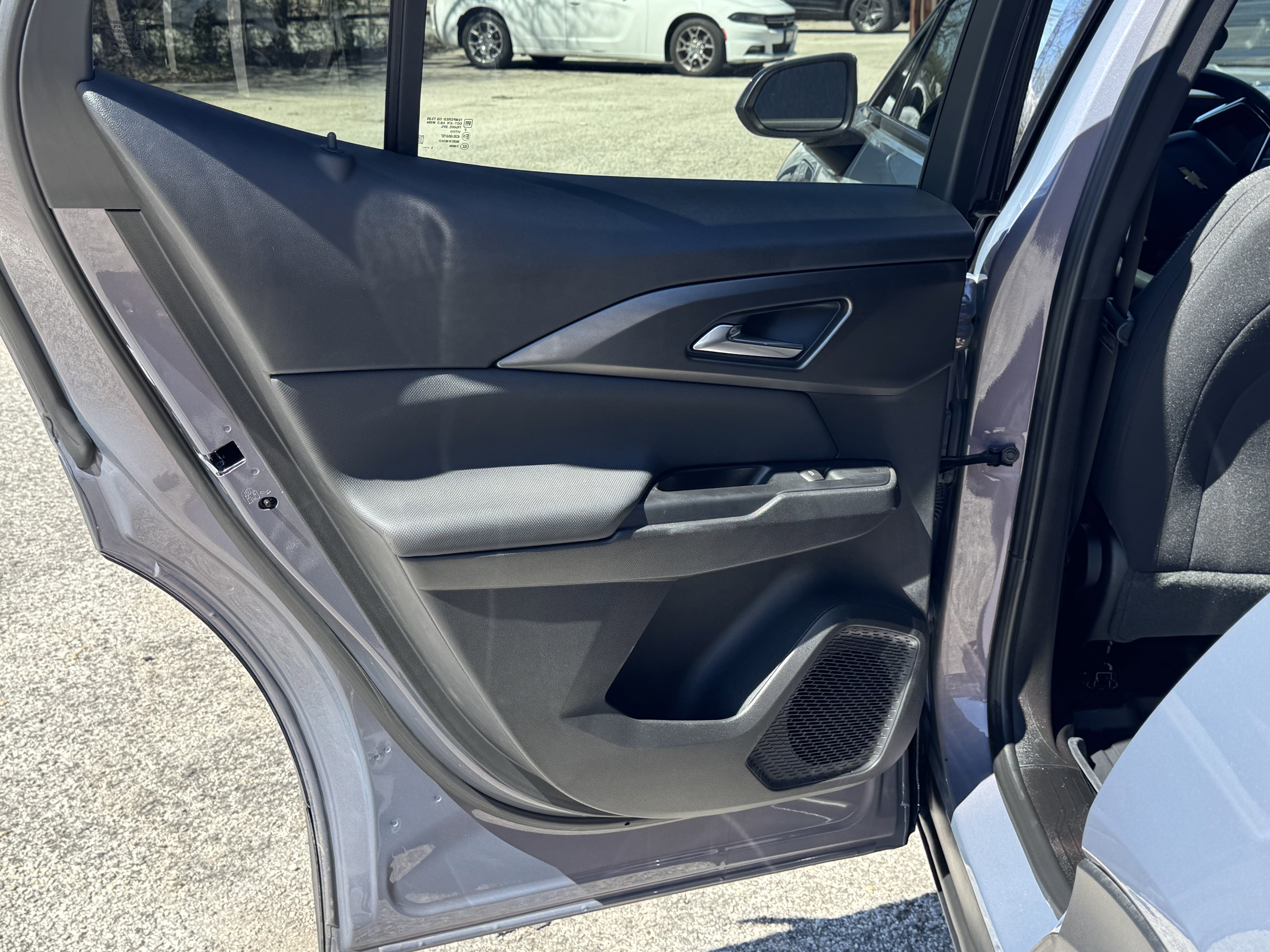 Used 2026 Chevrolet Equinox EV LT image 14