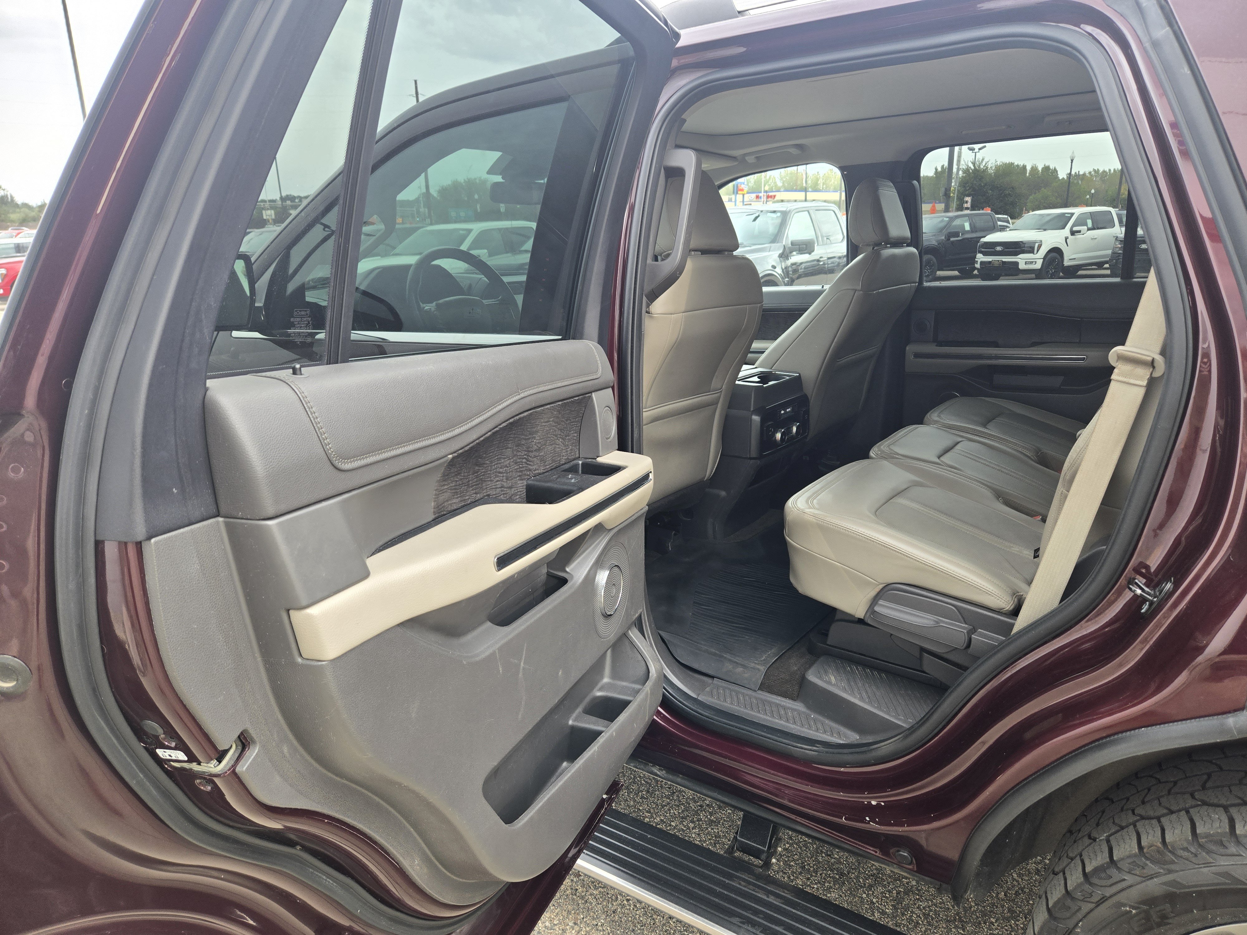 Certified 2021 Ford Expedition Limited AWD/4WD image 12