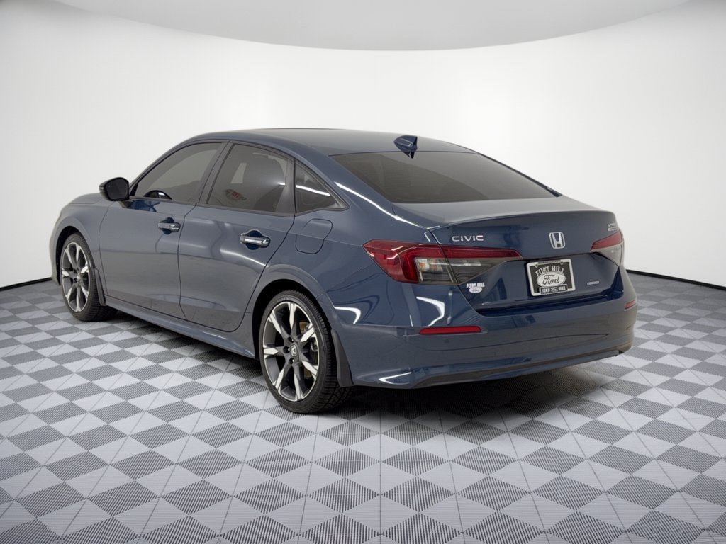 Used 2025 Honda Civic Sport Touring image 3