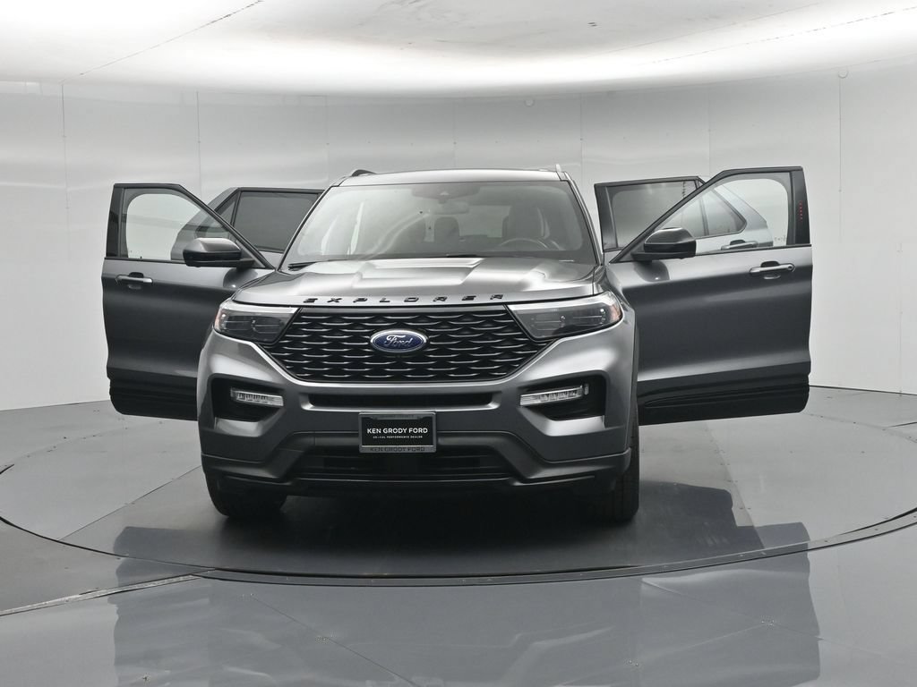 Certified 2022 Ford Explorer ST-Line w/ Class IV Trailer Tow Package AWD/4WD image 31