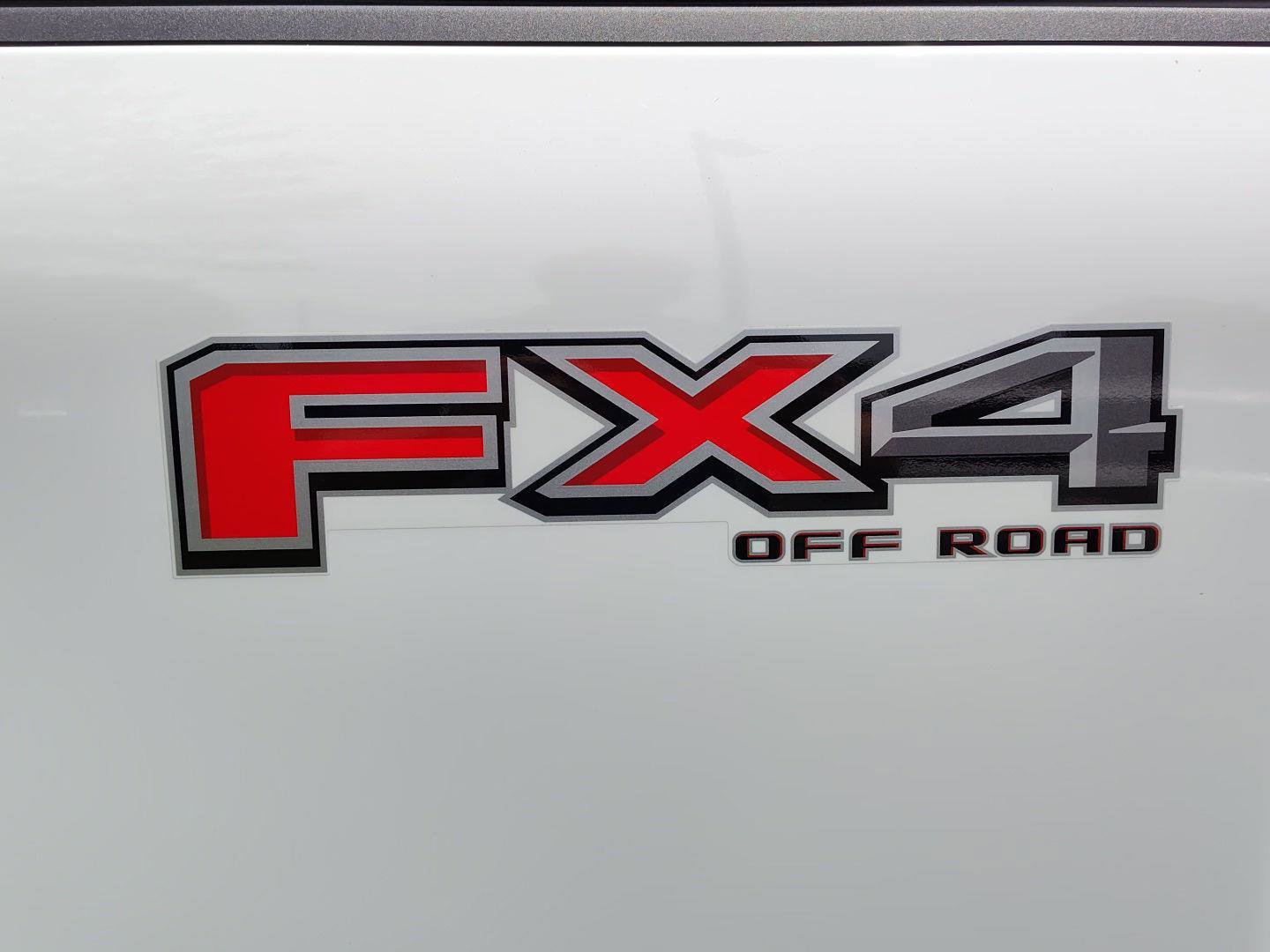 Certified 2023 Ford F250 Lariat w/ FX4 Off-Road Package AWD/4WD image 10