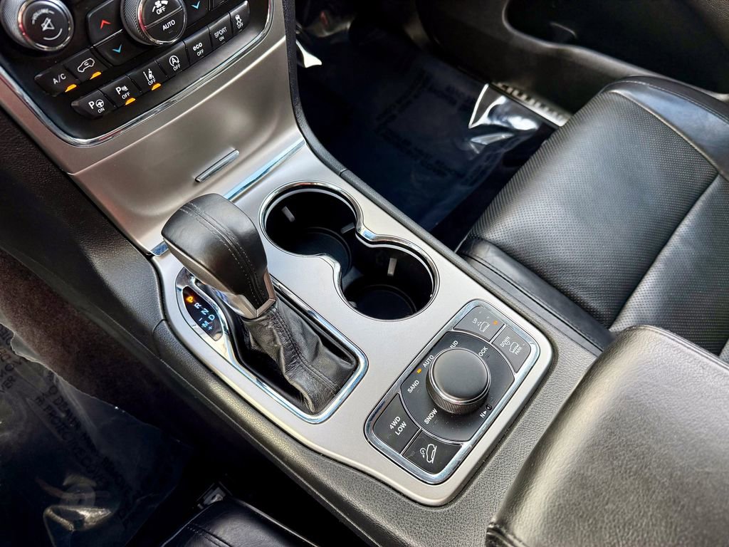 Used 2017 Jeep Grand Cherokee Summit image 23