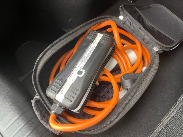 Used 2018 Kia Niro LX image 32