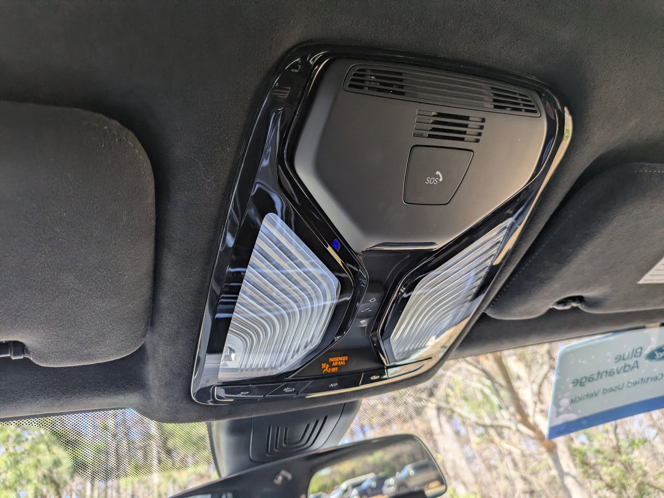 Used 2021 BMW X7 M50i w/ Executive Package image 26