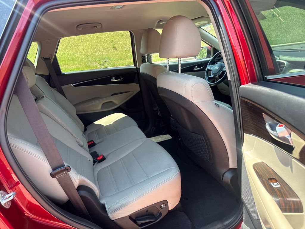 Used 2020 Kia Sorento LX w/ LX I4 Convenience Package AWD/4WD image 26