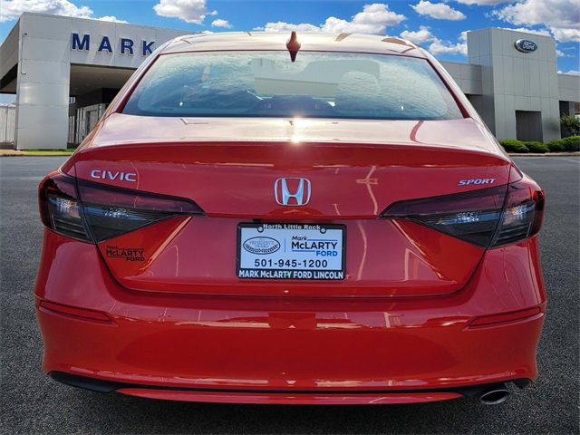 Used 2025 Honda Civic Sport image 4