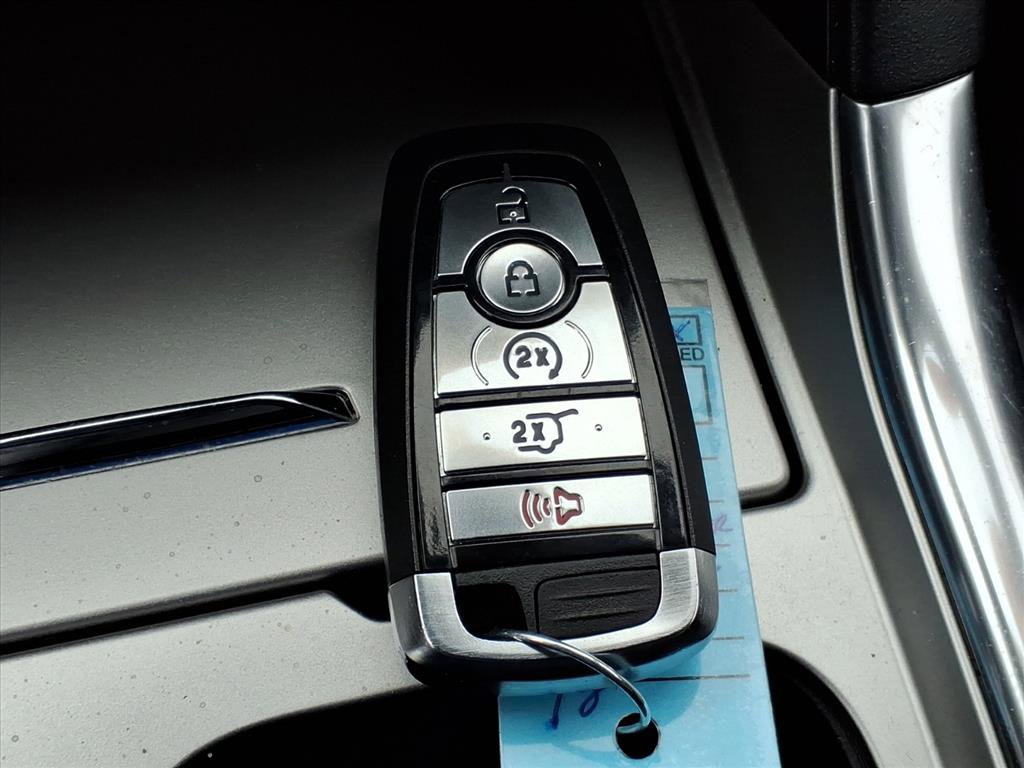 Certified 2020 Ford Explorer XLT w/ Equipment Group 202A image 26